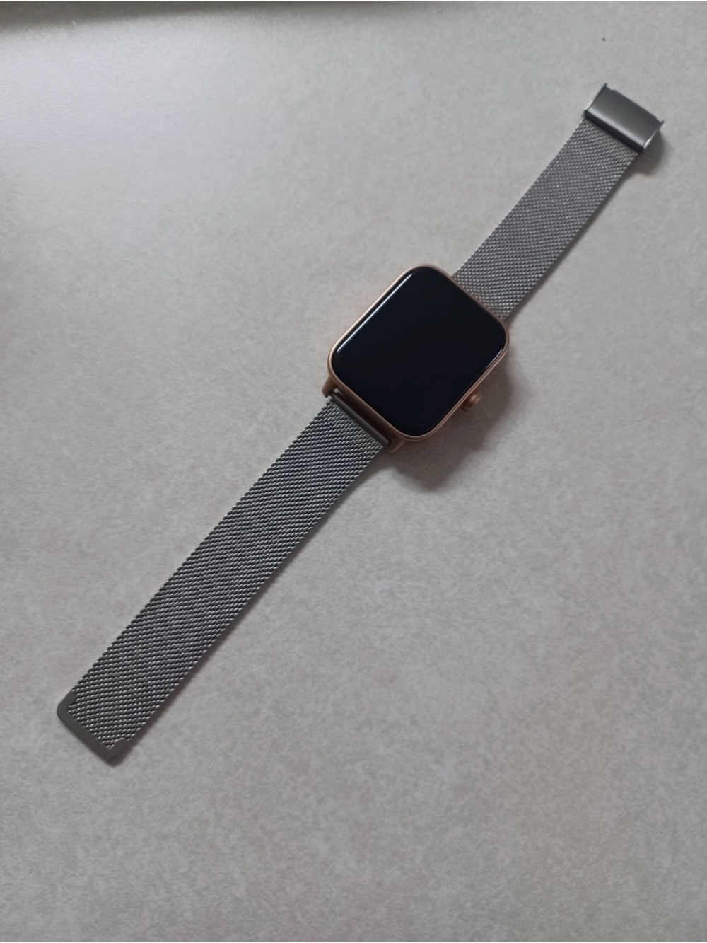Smartwatch with Rose Gold Case & Stainless Steel Mesh Band